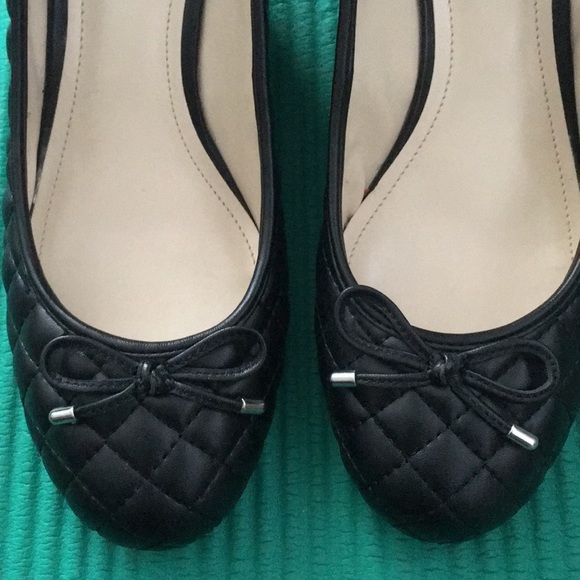 Black Wedge Heels 👠🖤 - Picture 4 of 5